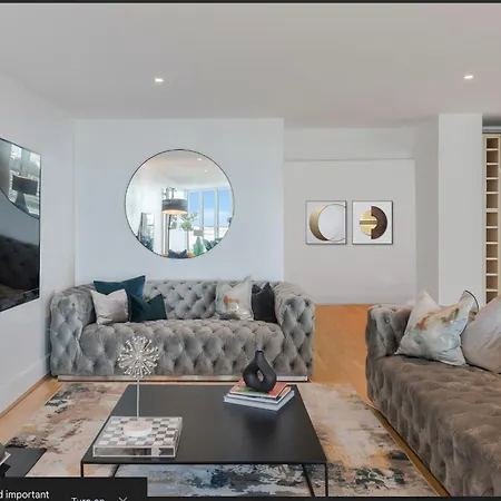 Best Thames View In Town! Large Luxxe Nomad Design Family Home Londres Habitación foto