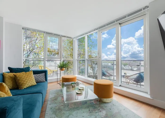 Best Thames View In Town! Large Luxxe Nomad Design Family Home