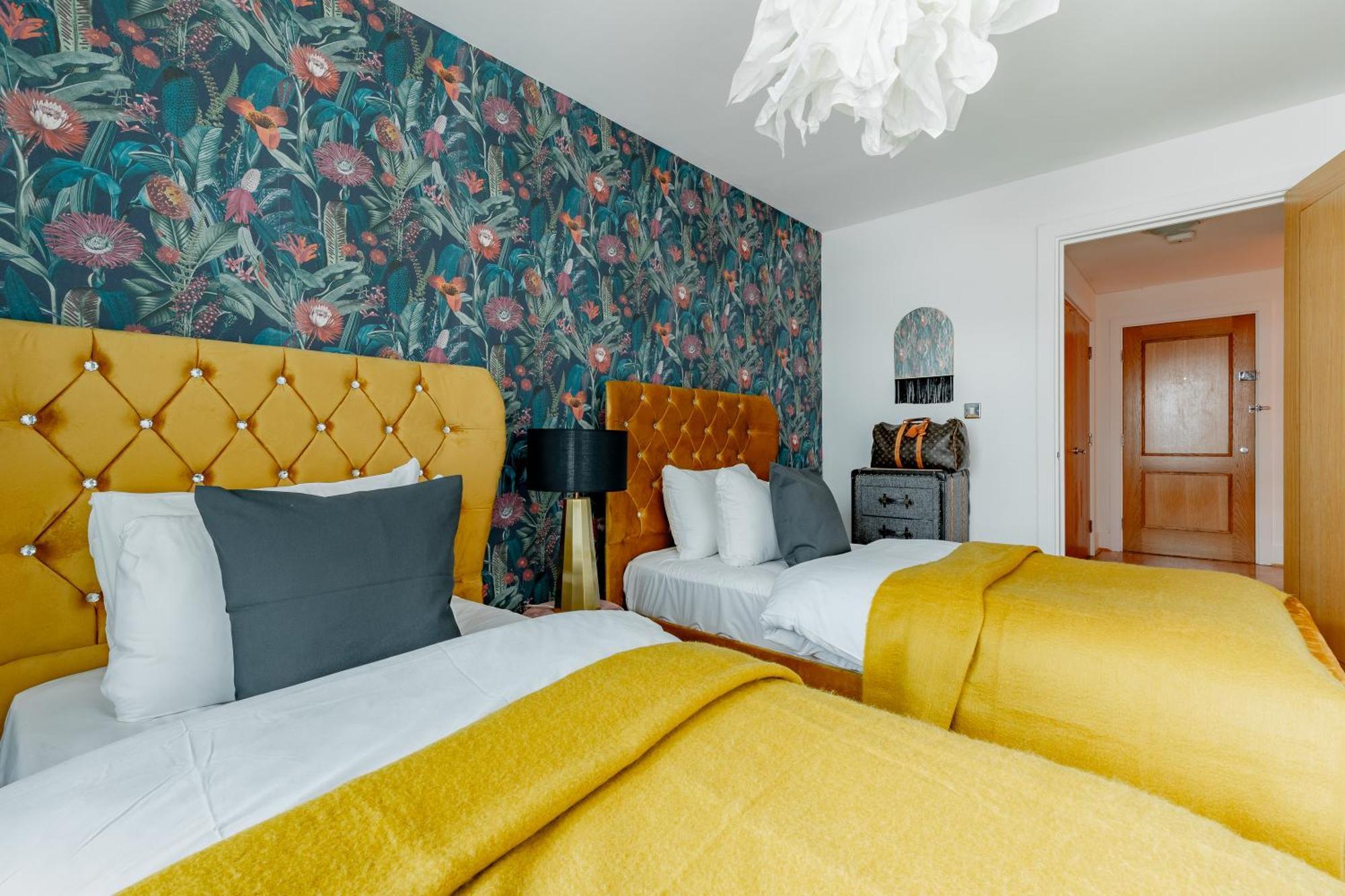 Thames View In Town! Large Luxxe Nomad Design Family London